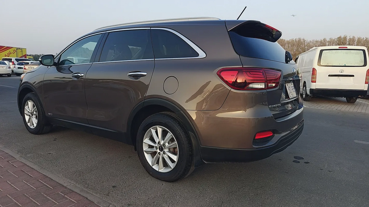2020 Kia Sorento GL American Specs-19-19
