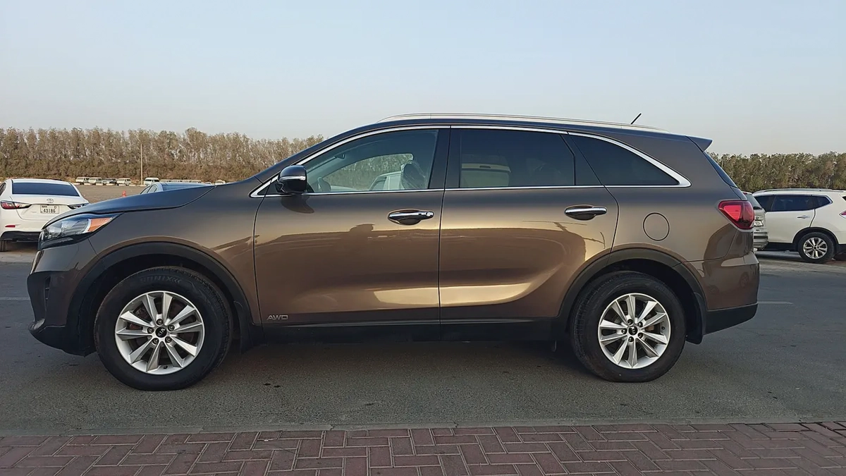 2020 Kia Sorento GL American Specs-4-4