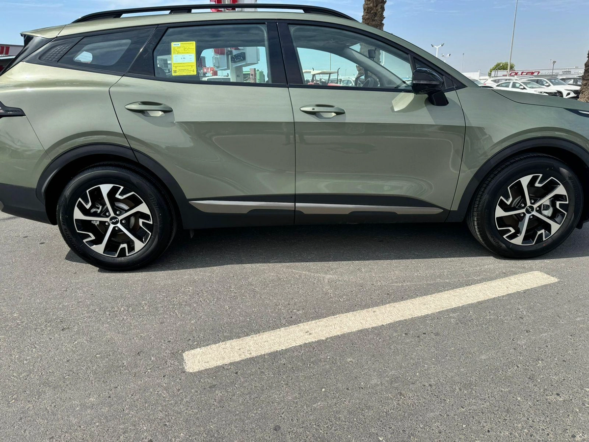 New 2026 Kia Sportage in Green-11-11