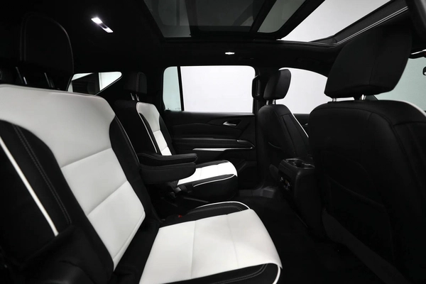 GCC | Traverse | 7 Seater | Brand New | AED 2,500 monthly