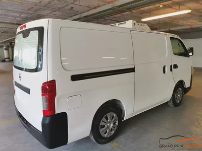 Nissan Urvan NV350 3Seater V4 2.5 Chiller Van 2022 Model GCC Specs In Perfect Condition-6