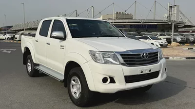Toyota Hilux 2014 2.7L 4x4 Double Cab DLS | GCC Specs ,-0