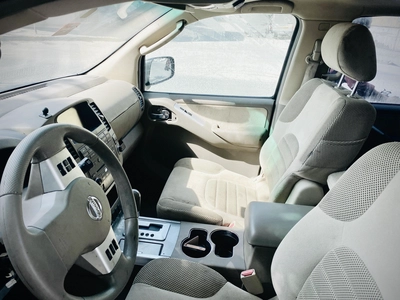 Nissan Pathfinder-5