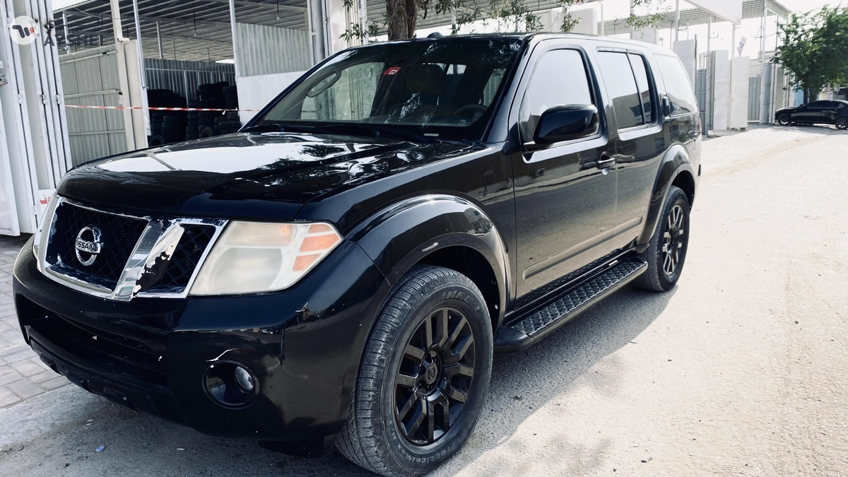 Nissan Pathfinder-1-1