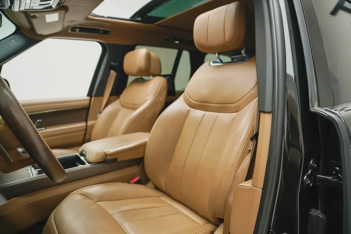 2024 RANGE ROVER P530 AUTOBIOGRAPHY WITH WARRANTY AND SERVICE CONTRACT-13-13