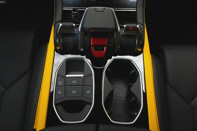 2025 LAMBORGHINI URUS SE - BRAND NEW - FULLY LOADED - LOCAL REGISTRATION-17