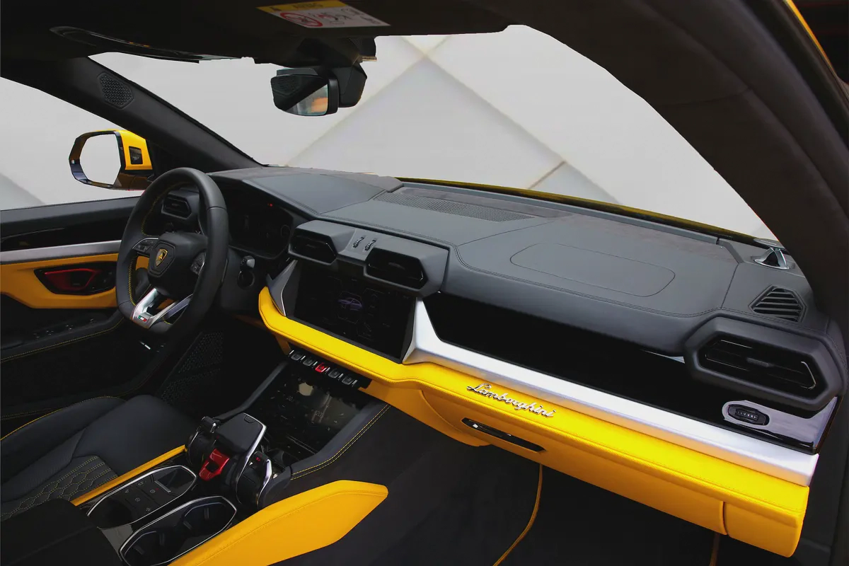2025 LAMBORGHINI URUS SE - BRAND NEW - FULLY LOADED - LOCAL REGISTRATION-11-11