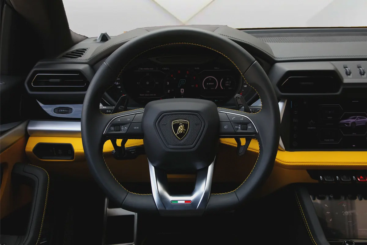 2025 LAMBORGHINI URUS SE - BRAND NEW - FULLY LOADED - LOCAL REGISTRATION-13-13