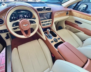Bentley Bentayga 2022 low mileage