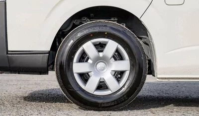 Toyota Hiace GL (LHD) TOYOTA HIACE STD 2.7P MT 15-SEATER MY2024 – WHITE-8