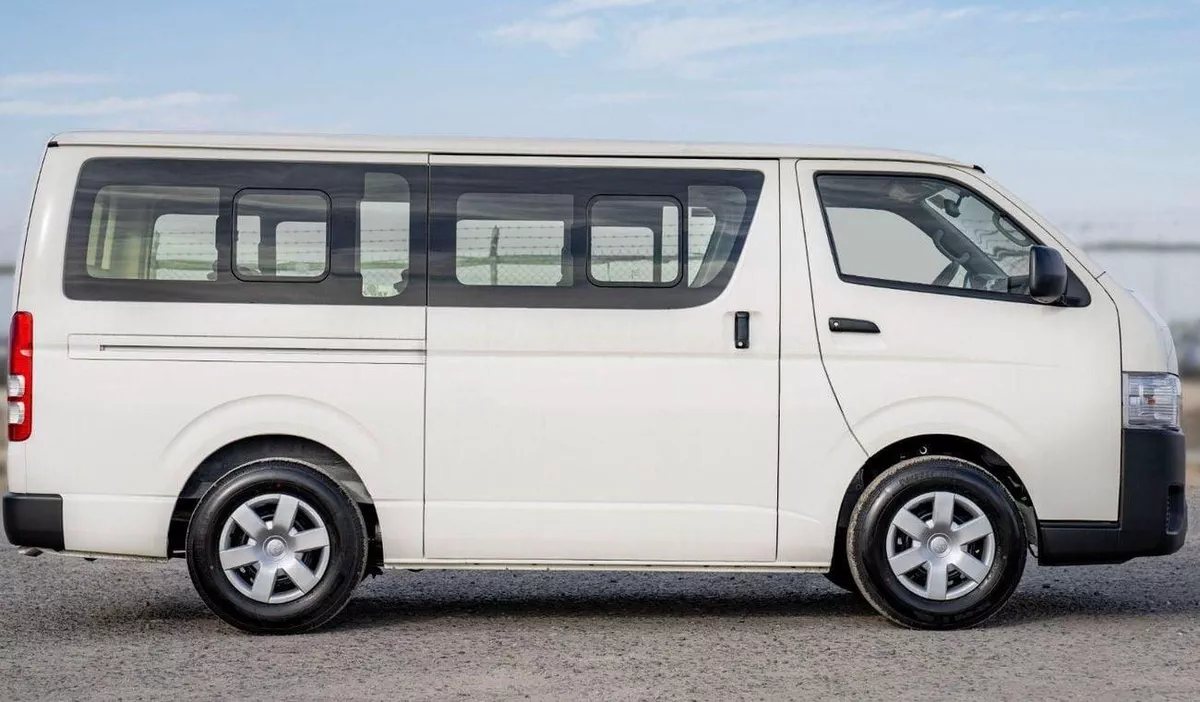 Toyota Hiace GL (LHD) TOYOTA HIACE STD 2.7P MT 15-SEATER MY2024 – WHITE-7-0