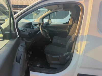 Peugeot Partner Van Long Body 2025 GCC Specs-5