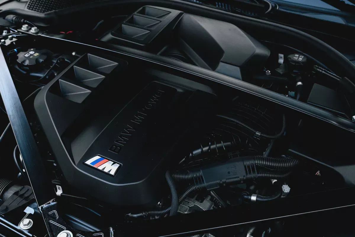 7,050 P.M | 0% Downpayment | BMW M4 Competition Convertible!-13-13