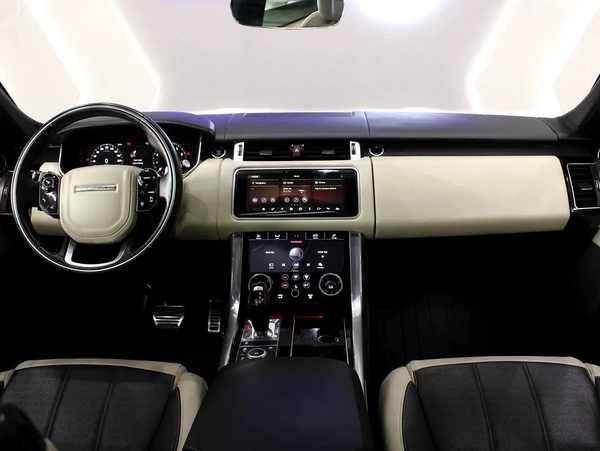 2018 - Land Rover Range Rover Sport HSE - Prestige Condition Perfect inside and out