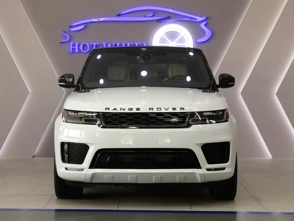 2018 - Land Rover Range Rover Sport HSE - Prestige Condition Perfect inside and out