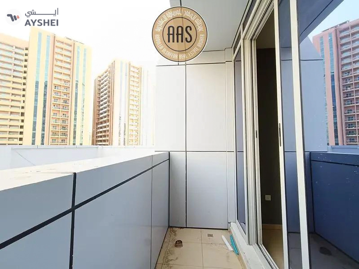 Very Spacious 1Bhk Chillar free Available in 60k-6-6