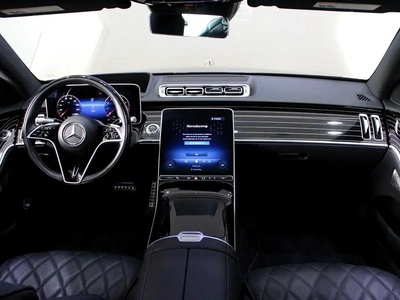 2024 - Mercedes-Benz S580 V8 with warranty for 444,000.00 AED-3