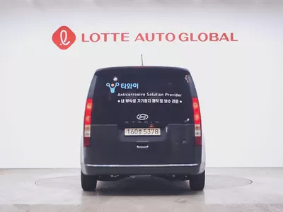 STARIA (D) 2.2 Tourer Modern 9 seats-6