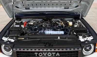 Toyota Prado GXR 250 2.4P AT FIRST EDITION MY2025 – WHITE-18