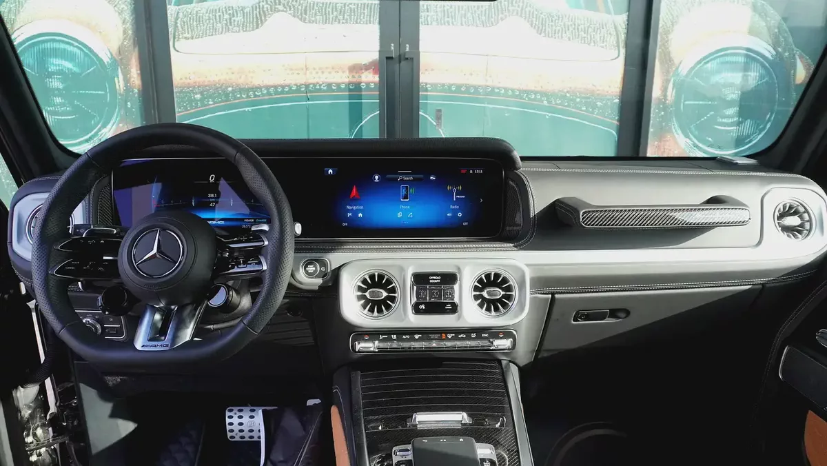 2025 Mercedes-Benz G700 Brabus | Original | Brand New 0km-11-11