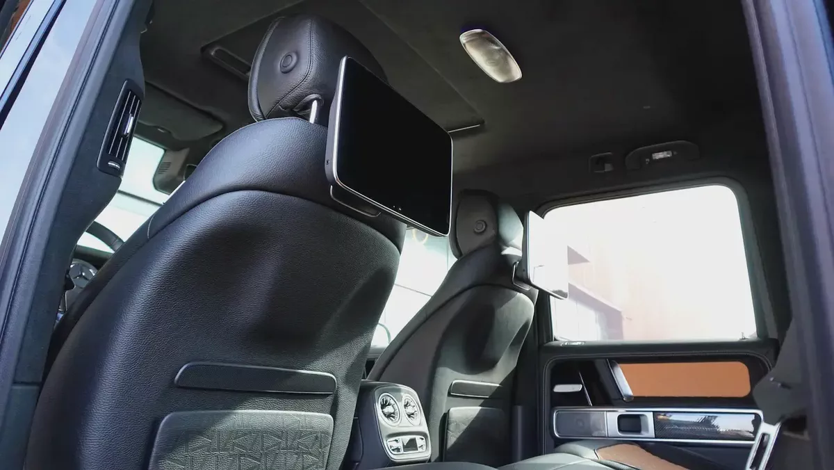 2025 Mercedes-Benz G700 Brabus | Original | Brand New 0km-15-15