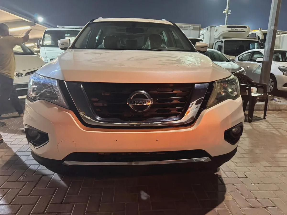 Nissan Pathfinder Hybrid Sunroof GCC – Full Option
Model: 2019
Mileage: 81,393 KMS
Spec: GCC
Very cl-11-11