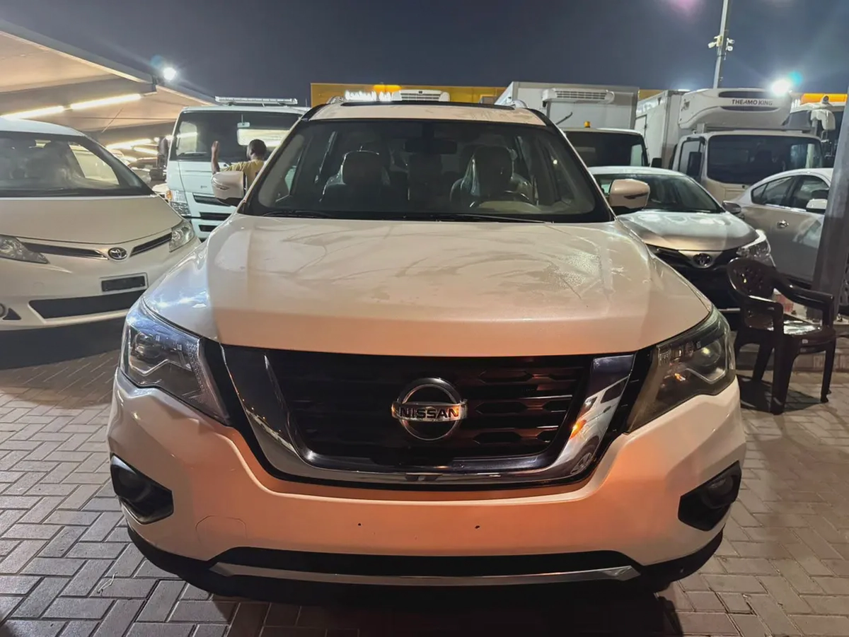 Nissan Pathfinder Hybrid Sunroof GCC – Full Option
Model: 2019
Mileage: 81,393 KMS
Spec: GCC
Very cl-8-8
