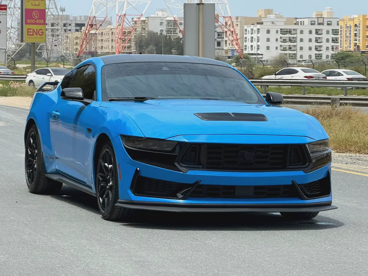 فورد موستنج بيرفورمانس بيرميوم GT 5.0 موديل 2024 – قير عادي-1-1