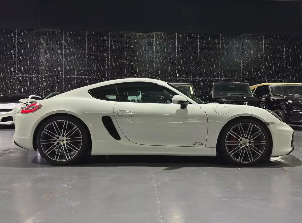 2016 Porsche Cayman GTS  |  GCC | 1 Year Warranty-5-5