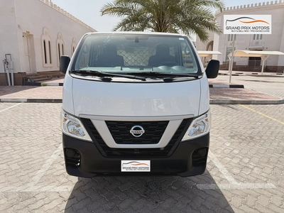 Nissan Urvan NV350 3 Seater AUTOMATIC 2022 Model GCC Specs With Service History In Perfect Condition-1