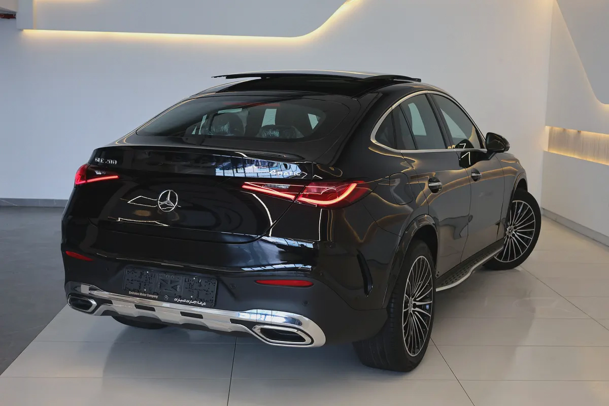 GLC200 COUPE 4MATIC - BRAND NEW - 5YRS UNDER WARRANTY - GCC SPECS - AVAIL COLOR ( WHITE, BLACK,-2-2