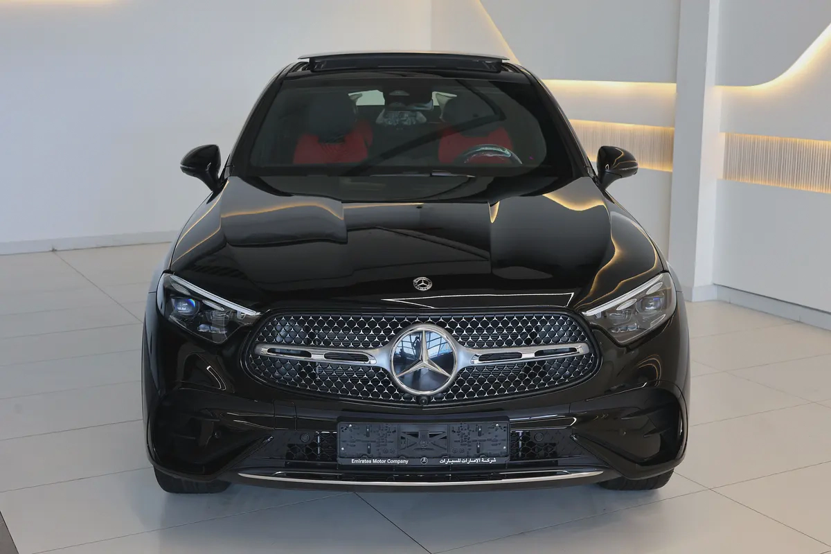 GLC200 COUPE 4MATIC - BRAND NEW - 5YRS UNDER WARRANTY - GCC SPECS - AVAIL COLOR ( WHITE, BLACK,-4-4