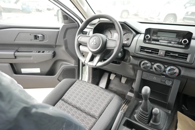 MITSUBISHI L200 DIESEL GL MY2025 MANUAL 4WD-2