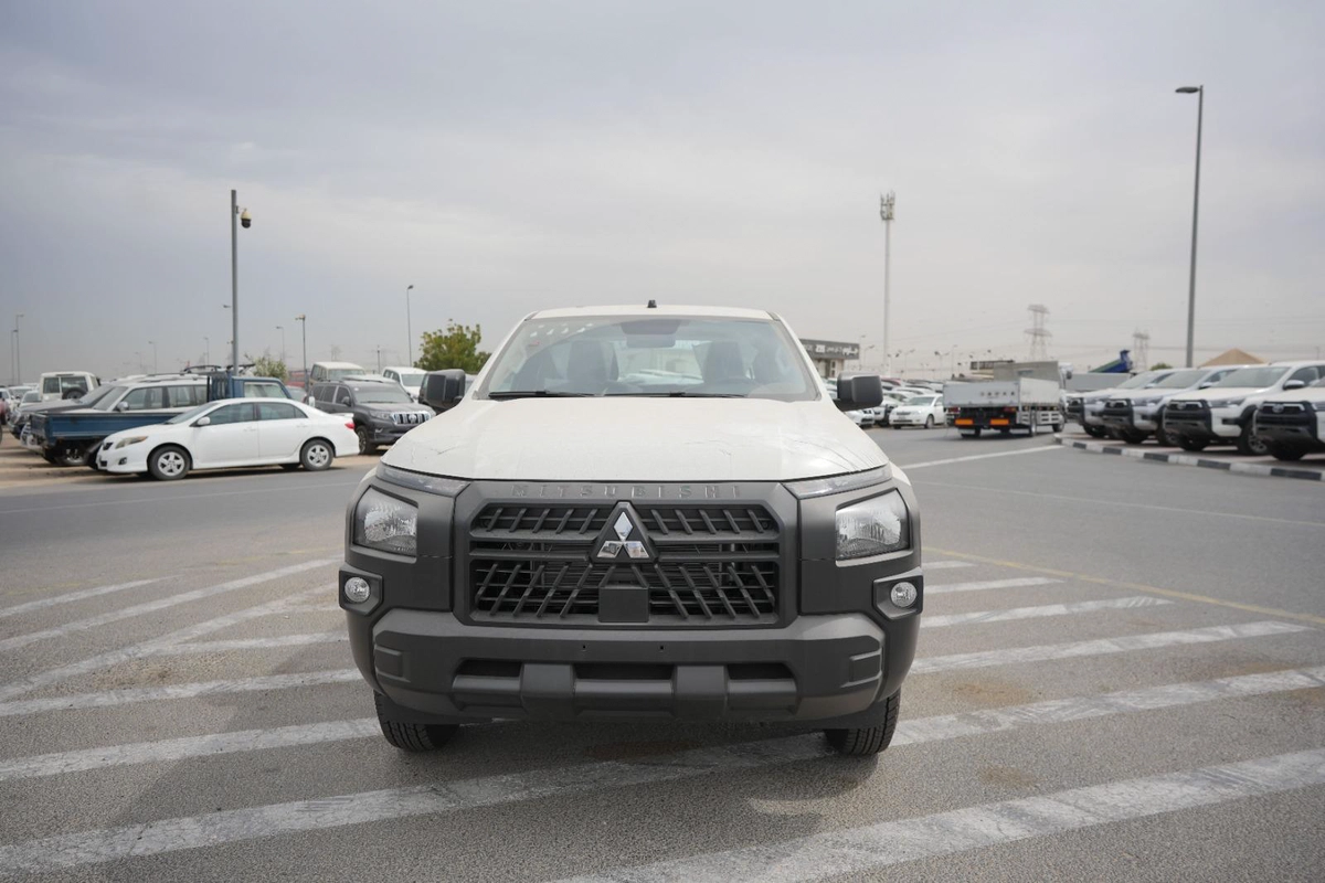MITSUBISHI L200 DIESEL GL MY2025 MANUAL 4WD-1-1
