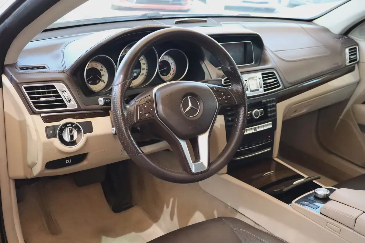 Coupe . GCC Specs . Full Option . Excellent Condition-7-7