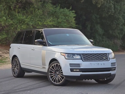 2015 Range Rover Vogue LE Supercharged - Premium Luxury SUV - Orginal paint-0