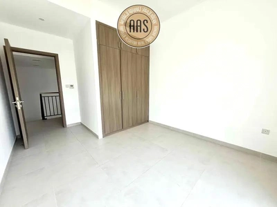 GOOD OFFER PRIME LOCATION 3BR+MAID VILLA-5