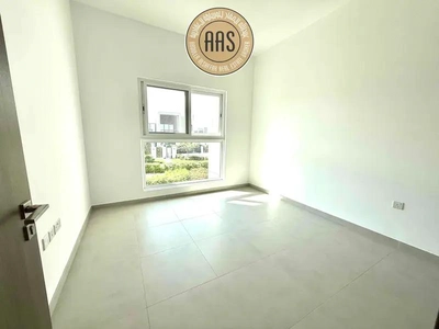 GOOD OFFER PRIME LOCATION 3BR+MAID VILLA-6