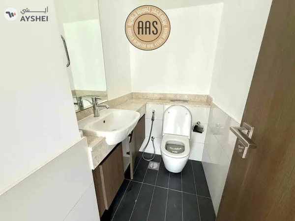 GOOD OFFER PRIME LOCATION 3BR+MAID VILLA
