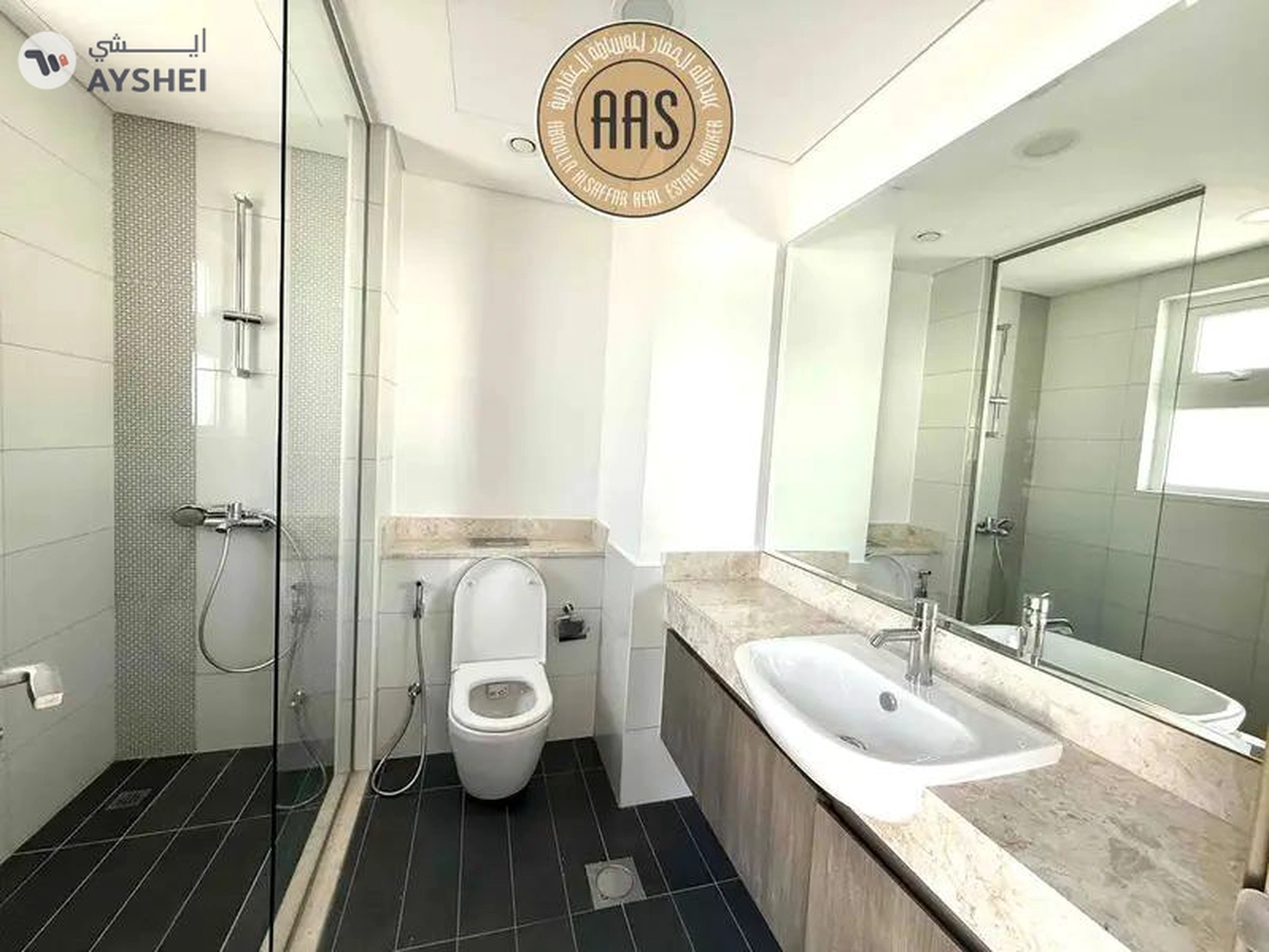 GOOD OFFER PRIME LOCATION 3BR+MAID VILLA-3-3
