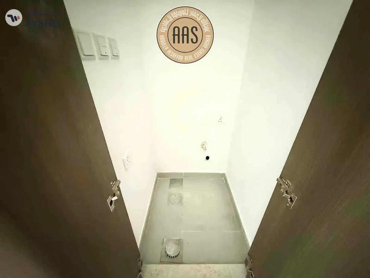 GOOD OFFER PRIME LOCATION 3BR+MAID VILLA-7-7