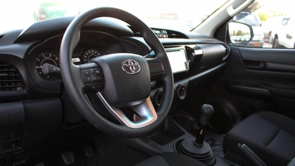 Toyota Hilux SGLX HILUX 2.4L MT DIESEL P.WINDO 2024