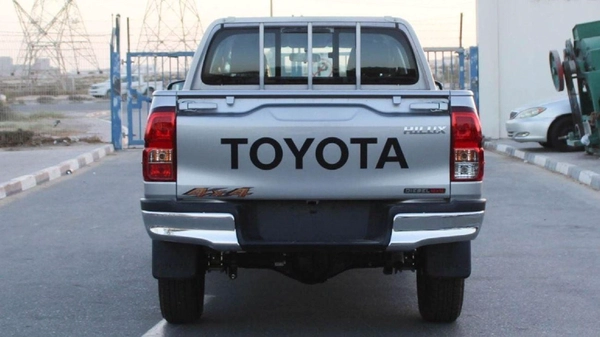 Toyota Hilux SGLX HILUX 2.4L MT DIESEL P.WINDO 2024