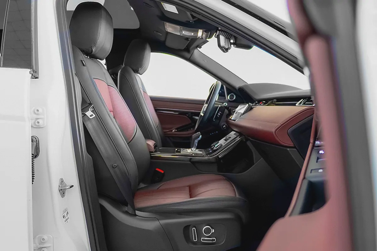 2,786 AED / 60 month’s | 0% DP |  2021 Range Rover Evoque P250 HSE R-Dynamic / Rang Rover Warranty a-7-7