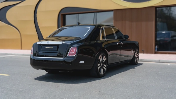 2021 Rolls-Royce Phantom VIII | Starlight Headliner | Full PPF | Excellent Condition | European Spec