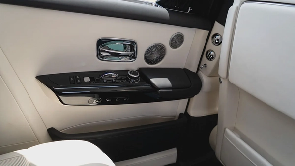2021 Rolls-Royce Phantom VIII | Starlight Headliner | Full PPF | Excellent Condition | European Spec