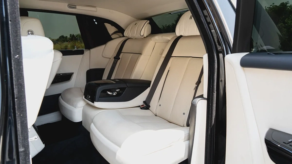 2021 Rolls-Royce Phantom VIII | Starlight Headliner | Full PPF | Excellent Condition | European Spec