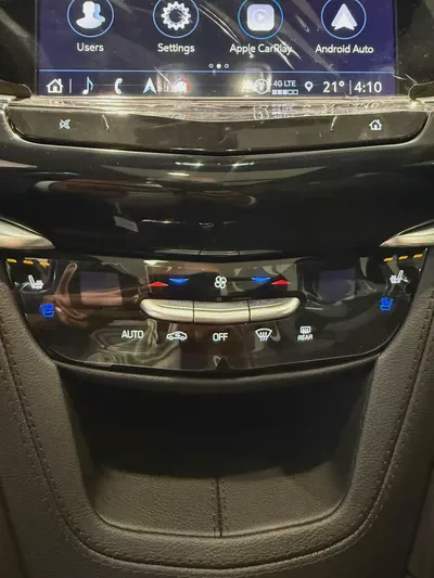 2025 Cadillac XT6 Premium Luxury - GCC Specs - Brand New-5