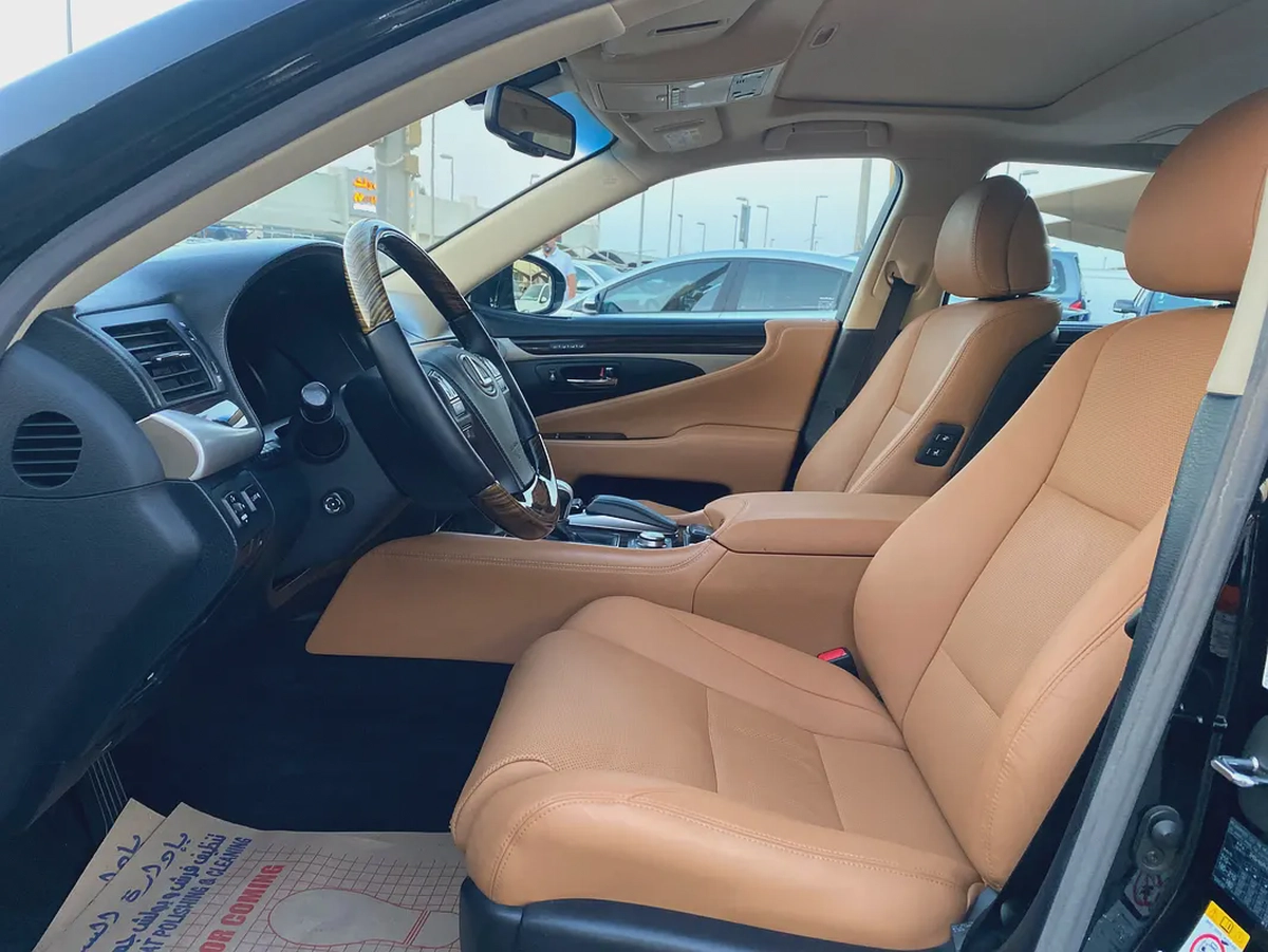 Lexus LS 460 Black 2015-13-13