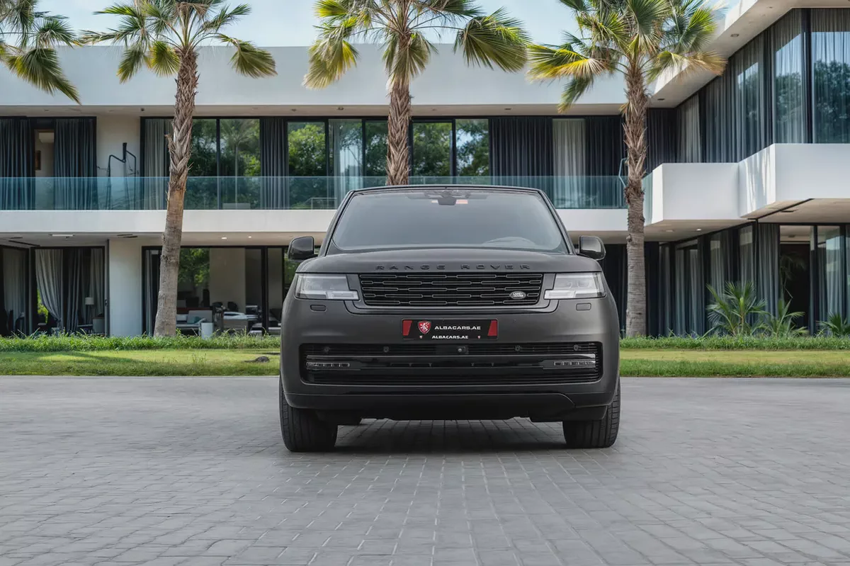 7,442 P.M |  Range Rover Autobiography | 0% Downpayment | IMMACULATE!-3-3